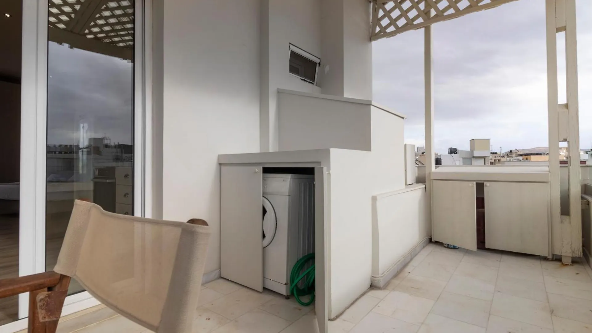 Central Apartment On Lionsquare With Sea And City View Heraklion  0*, Heraklion (Crete) Greece